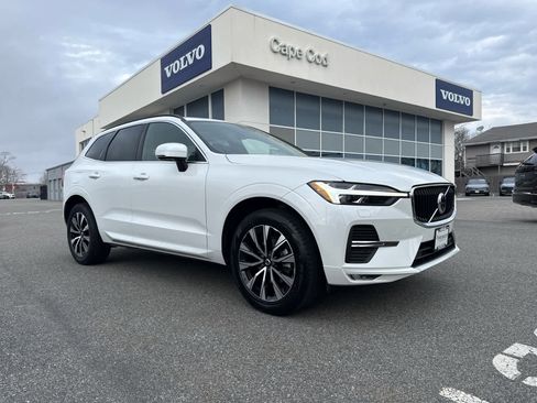 Used 2023 Volvo XC60 B5 Core w/ Climate Package AWD/4WD image 2