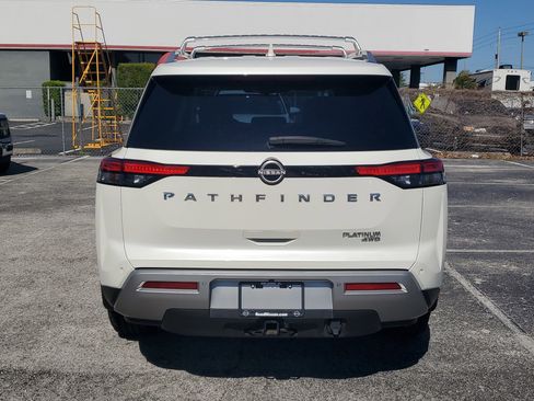 Certified 2023 Nissan Pathfinder Platinum w/ Cargo Package AWD/4WD image 6