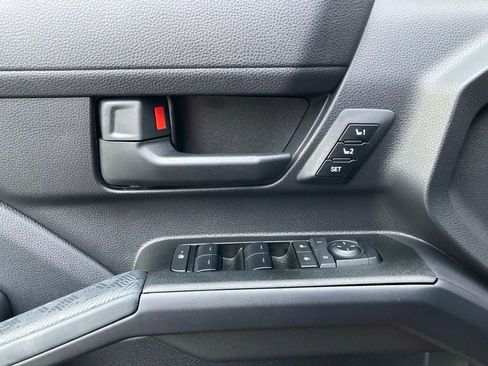 Used 2025 Toyota 4Runner TRD Sport Premium image 12