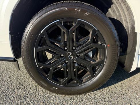 New 2026 INFINITI QX80 4WD w/ Sport Exterior Package image 9