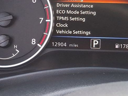 Used 2024 Nissan Sentra SV w/ Trunk Package image 19