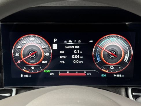 Used 2024 Hyundai Elantra Blue FWD image 23