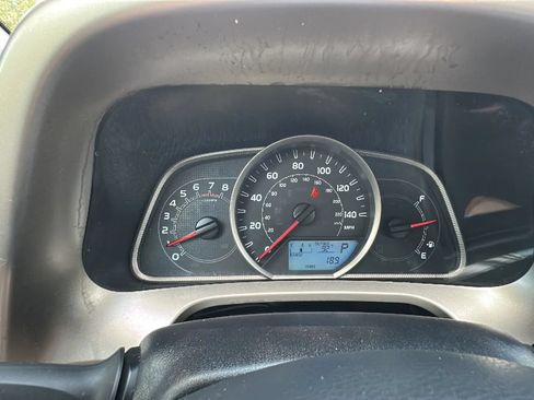 Used 2015 Toyota RAV4 LE AWD/4WD image 11