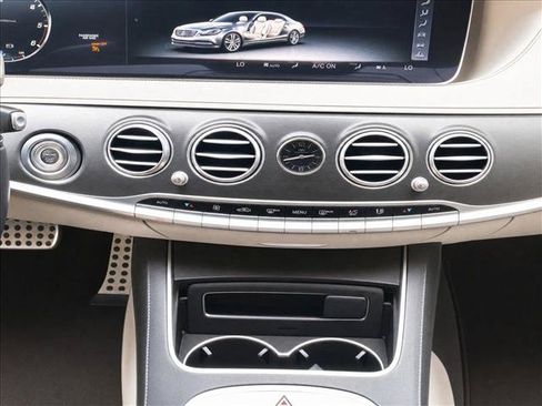 Used 2020 Mercedes-Benz S 560 Sedan image 16