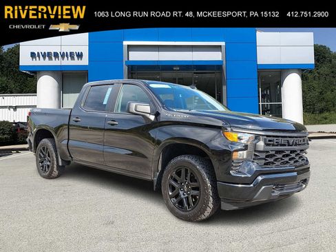 Used 2023 Chevrolet Silverado 1500 Custom image 1