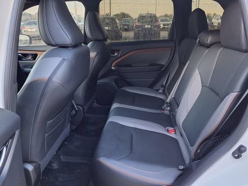 Used 2025 Subaru Forester Sport AWD/4WD image 8