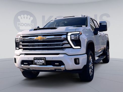 New 2026 Chevrolet Silverado 3500 High Country w/ Technology Package image 1