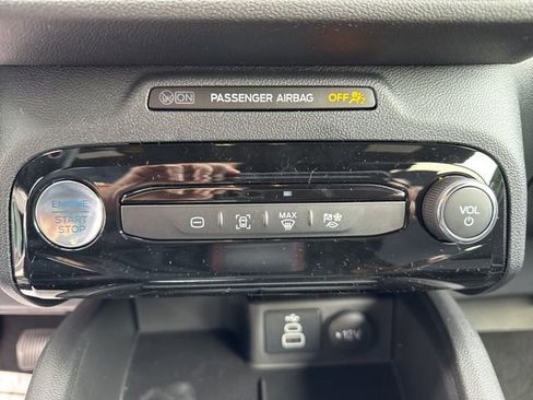 New 2025 Ford Escape ST-Line w/ Equipment Group 301A image 24