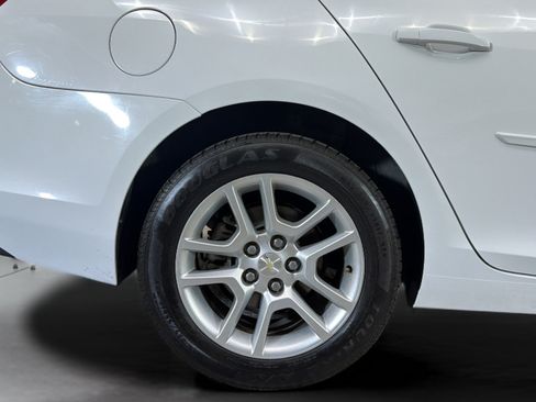 Used 2015 Chevrolet Malibu LT w/ Power Convenience Package FWD image 35