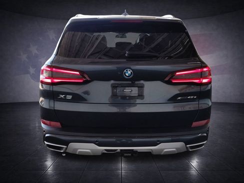 Used 2022 BMW X5 xDrive45e w/ Premium Package AWD/4WD image 4