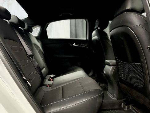 Used 2022 Kia Forte GT-Line w/ GT-Line Technology Package FWD image 25