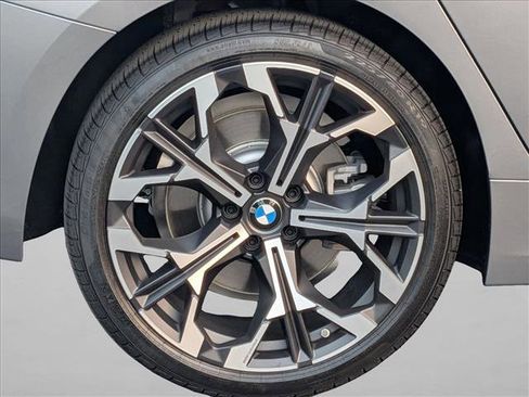 Used 2026 BMW 330i xDrive Sedan w/ Premium Package AWD/4WD image 20