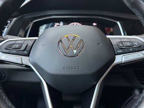 Used 2023 Volkswagen Jetta SE w/ Panoramic Sunroof Package FWD image 22