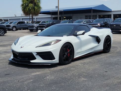 Used 2020 Chevrolet Corvette Stingray Premium Conv w/ 3LT Preferred Equipment Group RWD image 7