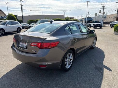 Used 2014 Acura ILX Hybrid w/ Technology Package FWD image 7