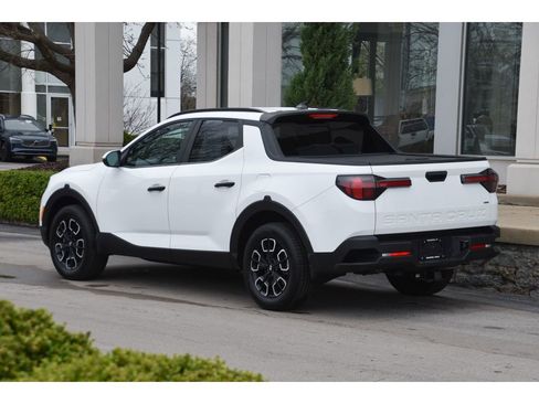 Used 2022 Hyundai Santa Cruz SEL w/ Activity Package image 6