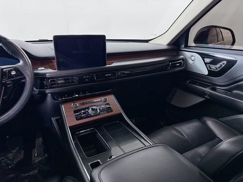 Used 2022 Lincoln Aviator Reserve w/ Equipment Group 201A AWD/4WD image 26