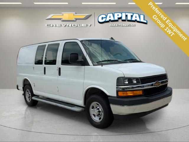 Used 2025 Chevrolet Express 2500 w/ Driver Convenience Package RWD image 8