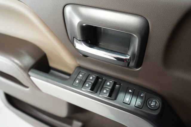 Used 2018 Chevrolet Silverado 1500 LT w/ All Star Edition AWD/4WD image 8