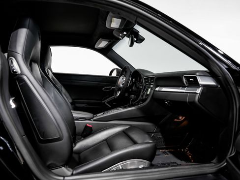 Used 2014 Porsche 911 Carrera 4S image 27