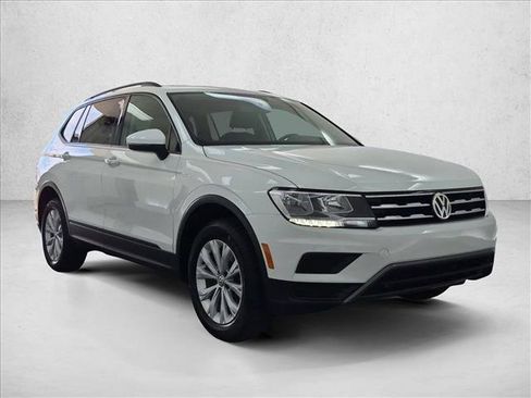 Used 2020 Volkswagen Tiguan S FWD image 3