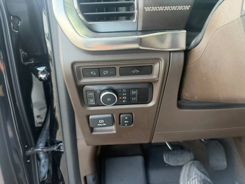 Used 2023 Ford F150 King Ranch w/ Equipment Group 601A High AWD/4WD image 17