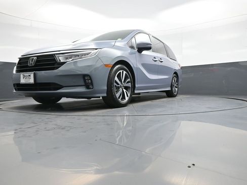 Used 2023 Honda Odyssey Touring image 29