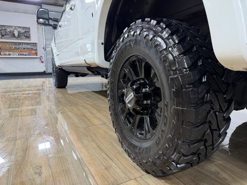 Used 2021 Ford F250 Lariat w/ Tremor Off-Road Package AWD/4WD image 10