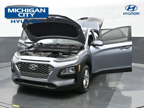 Used 2021 Hyundai Kona SE AWD/4WD image 1