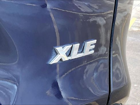 Used 2024 Toyota RAV4 XLE Premium w/ Weather Package FWD image 10
