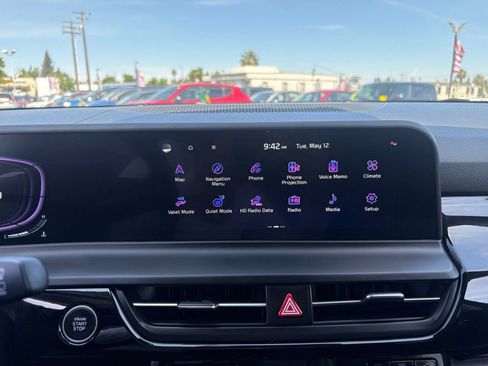 Used 2025 Kia Seltos S FWD image 21