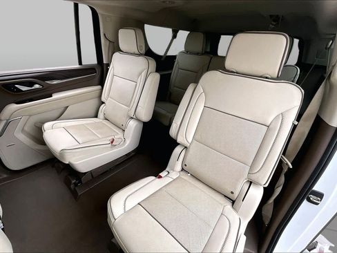 Used 2022 GMC Yukon XL Denali w/ Advanced Technology Package RWD image 20