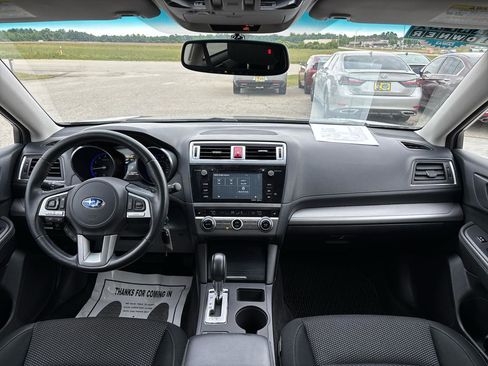Used 2015 Subaru Outback 2.5i Premium AWD/4WD image 12