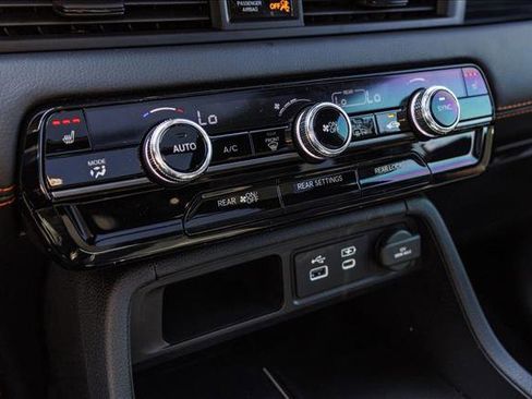 New 2025 Honda Pilot TrailSport image 20