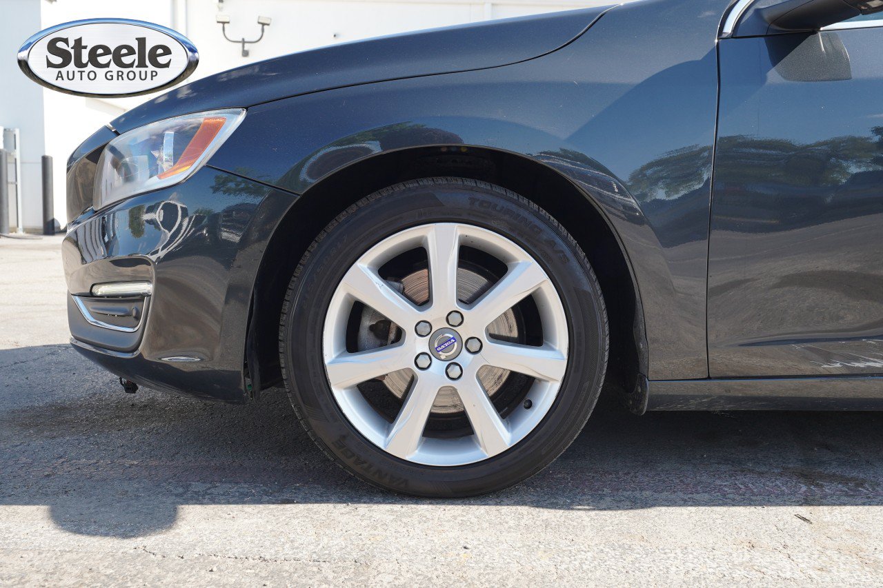 Used 2016 Volvo S60 T5 Premier w/ Convenience Package FWD image 28