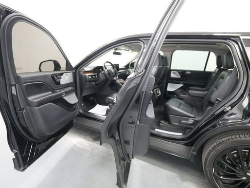 Used 2021 Lincoln Aviator Reserve w/ Equipment Group 210A AWD/4WD image 28