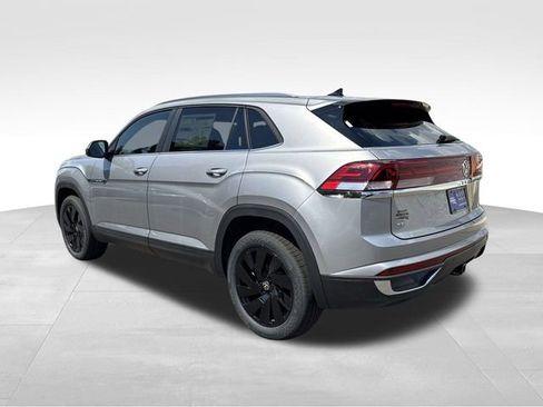 New 2026 Volkswagen Atlas Cross Sport SE AWD/4WD image 3