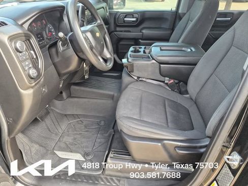 Used 2021 Chevrolet Silverado 2500 Custom w/ Custom Value Package AWD/4WD image 18