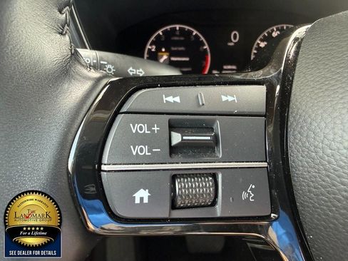 Used 2025 Honda CR-V EX-L image 10