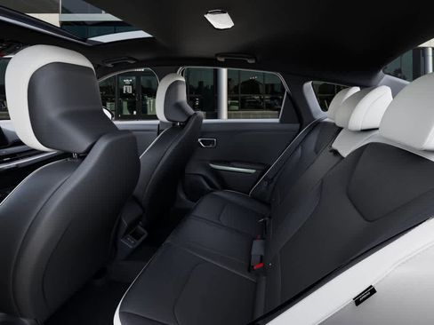 New 2026 Kia K4 GT-Line image 18