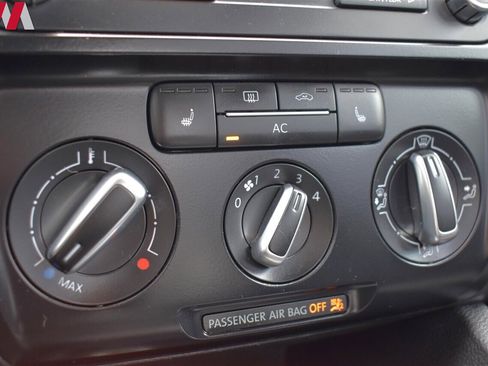 Used 2012 Volkswagen Jetta TDI w/ TDI Appearance Pkg image 16