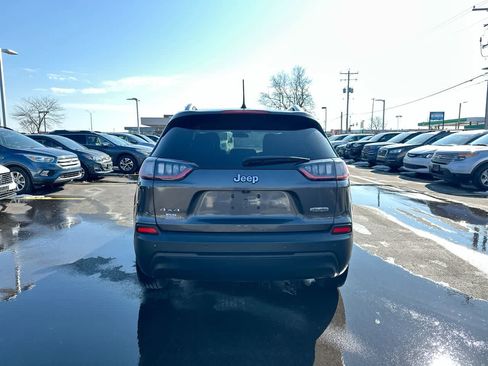 Used 2019 Jeep Cherokee Latitude Plus w/ Cold Weather Group image 12