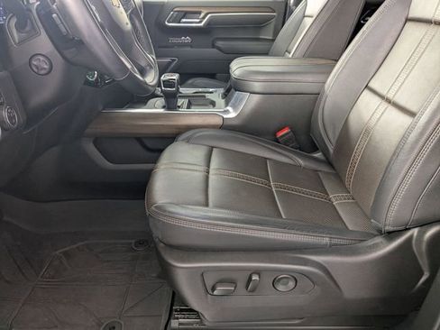 Certified 2025 Chevrolet Silverado 1500 High Country w/ High Country Premium Package image 13