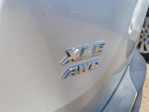 Used 2014 Toyota RAV4 XLE image 3