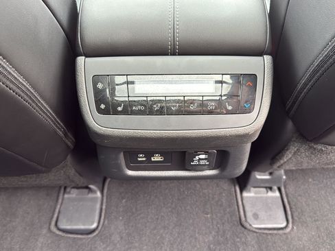 Used 2024 Nissan Pathfinder Platinum w/ Cargo Package image 44