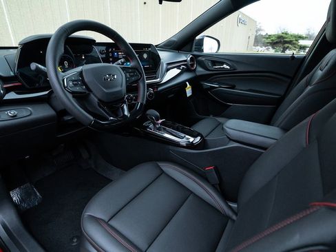 New 2026 Chevrolet Trax RS image 12