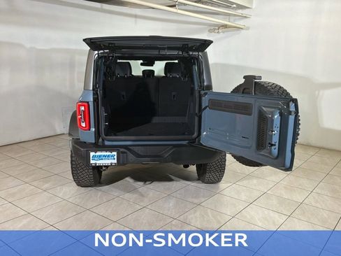 Used 2023 Ford Bronco Wildtrak image 22