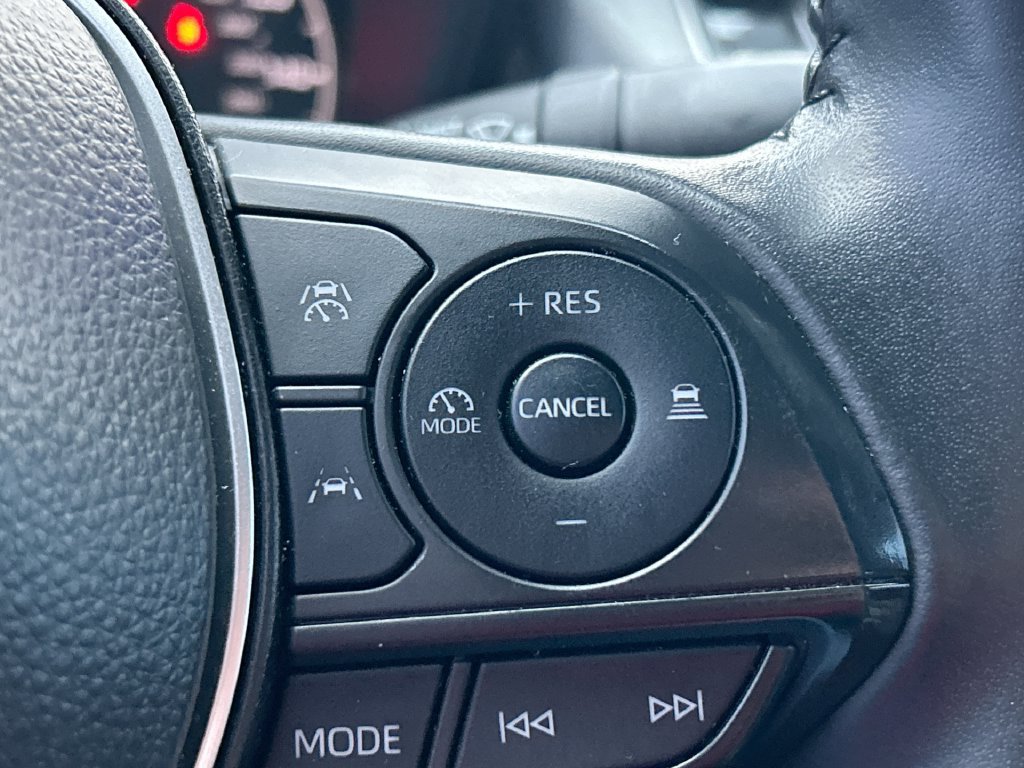 Used 2024 Toyota Corolla SE FWD image 17