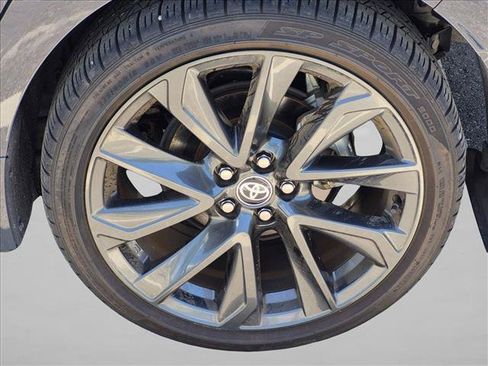 Used 2025 Toyota Corolla SE FWD image 16