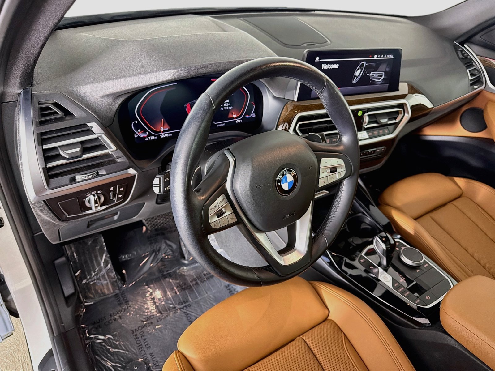 Certified 2024 BMW X3 sDrive30i w/ Convenience Package RWD image 9